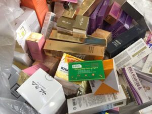 gửi mỹ phẩm thực phẩm chức năng đi Anh